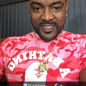 Meet your Posher, Dee